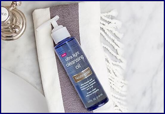 Neutrogena Ultra Light Cleansing Oil