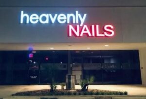 Best Nail Salon in Tampa