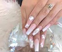 Best Nail Salon in Lauderdale