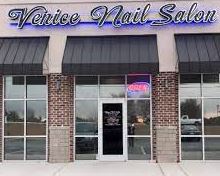 Nail Salon in Roseville